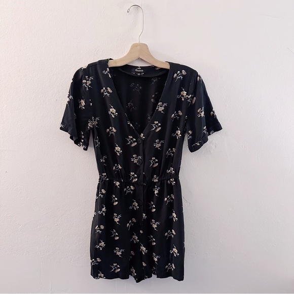 Madewell Floral Black Romper Short Sleeve Shorts Summer - Picture 6 of 6